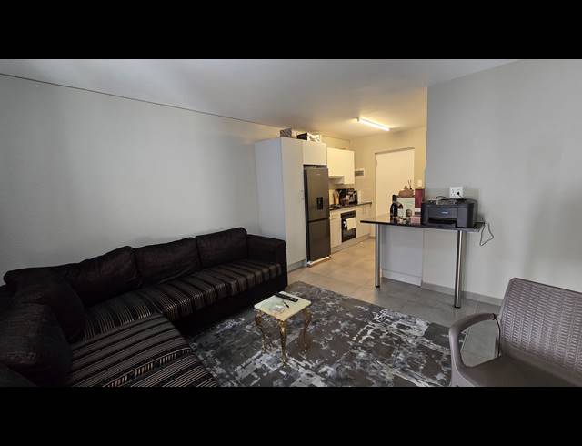 2 BEDROOM SECTIONAL TITLE FOR SALE IN NORTON SMALL FARMS